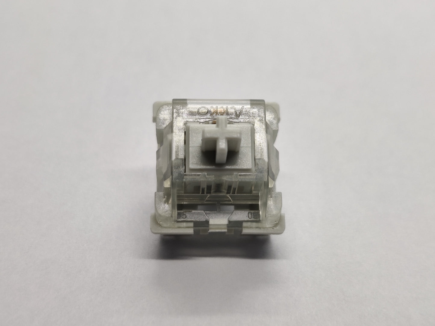 Akko Vintage White