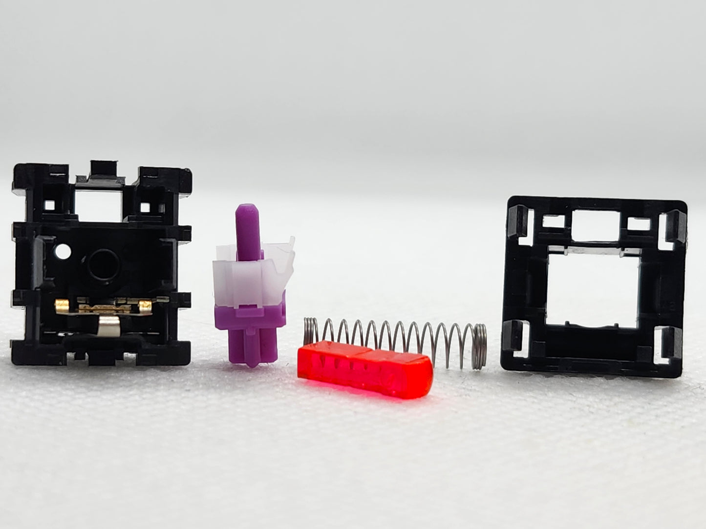 Epic Gear Violet (Red Condenser)