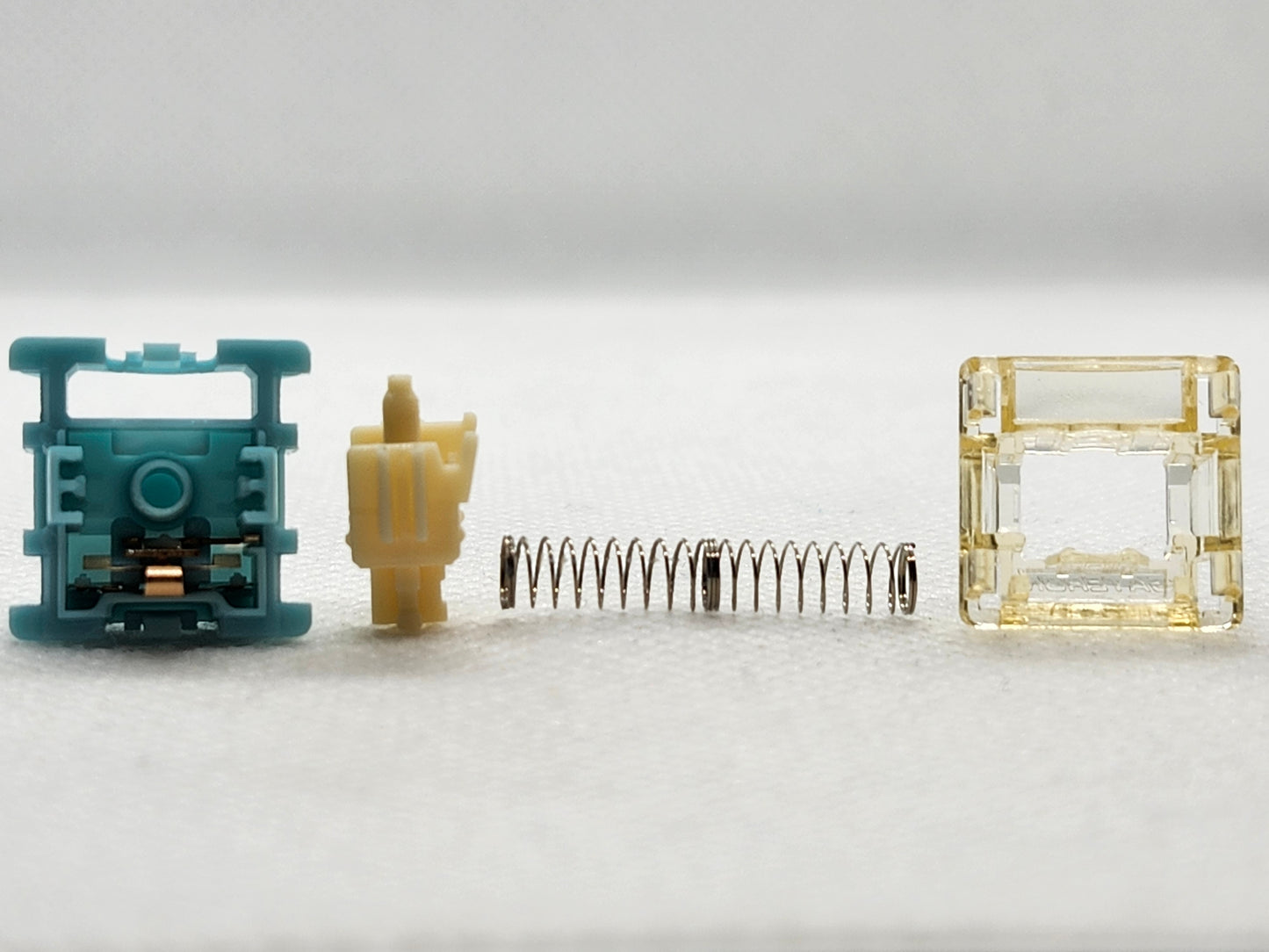 Gateron Lunar Probe