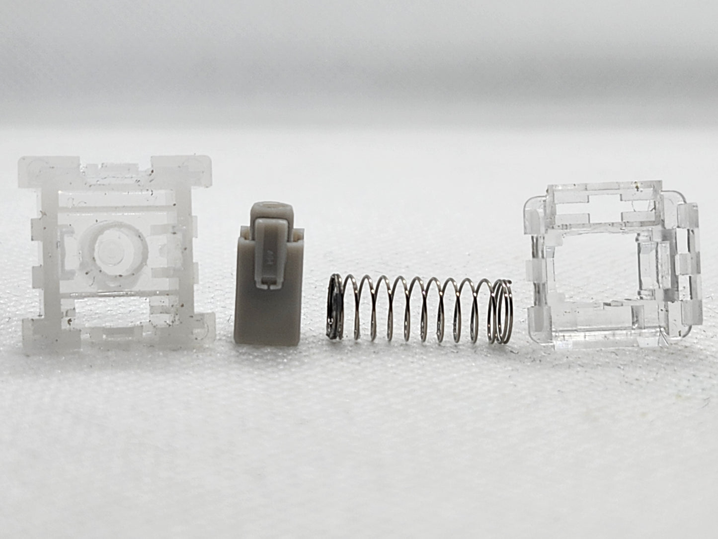 Outemu Magnetic Silver