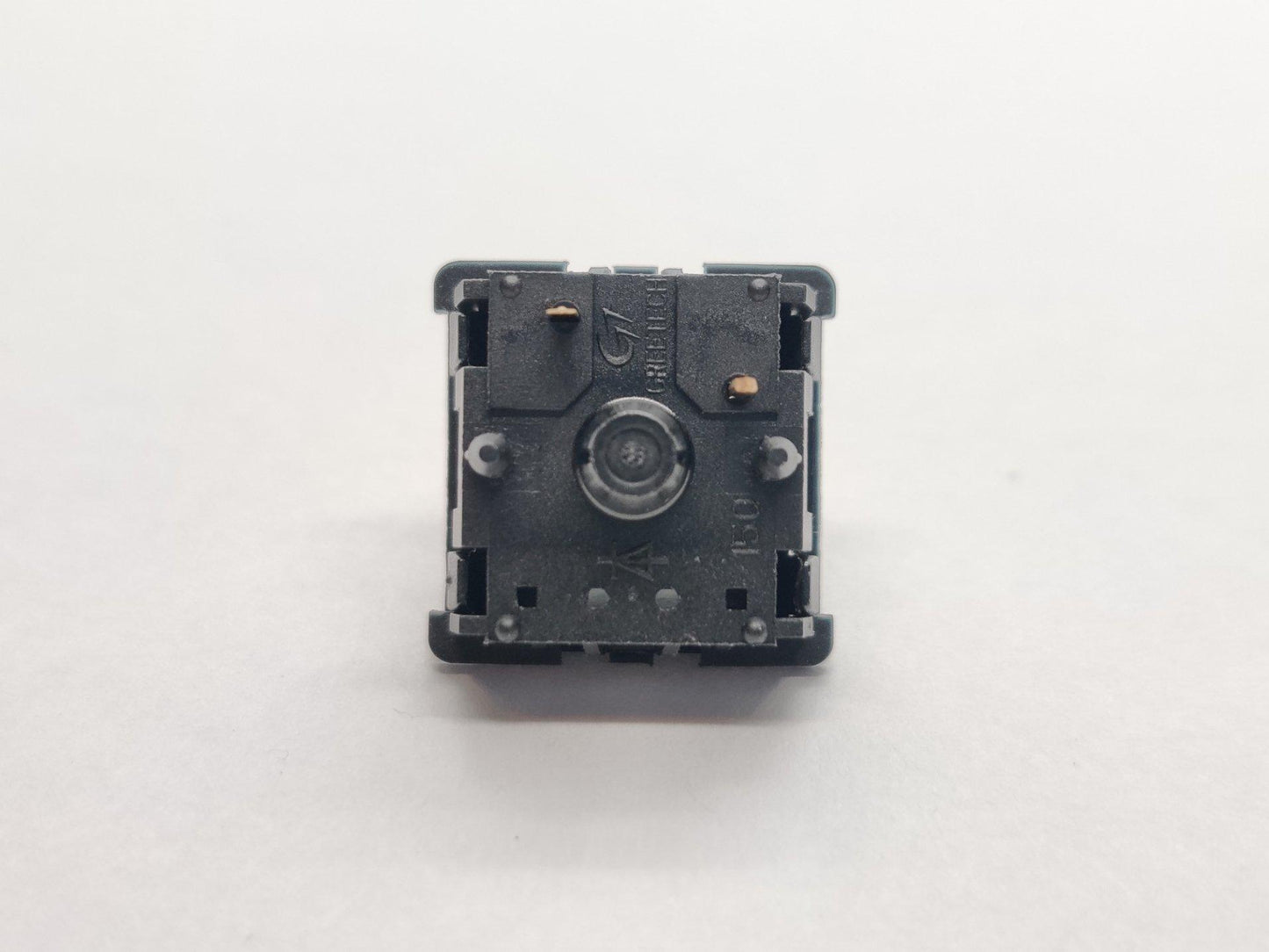 Greetech Brown - Black Housing - Through Hole - 5 pin