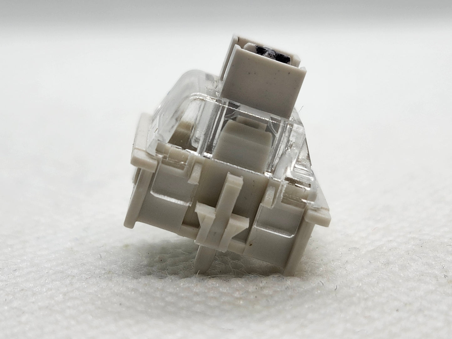 Co-Gain Magnetic Linear