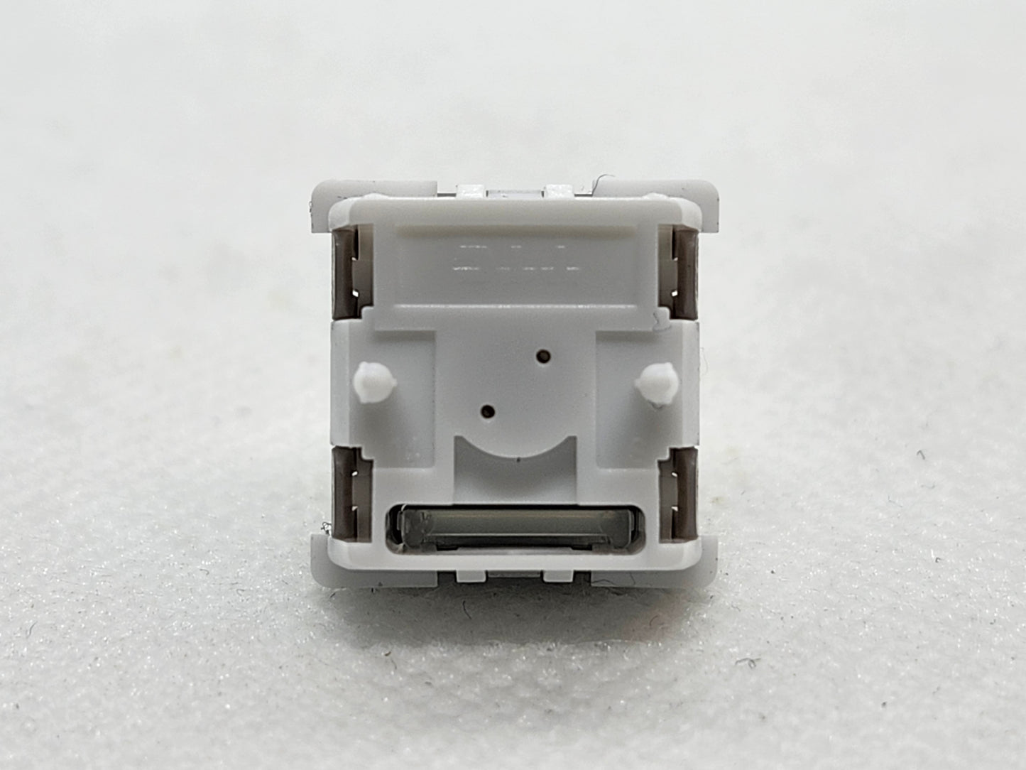 TTC Magnetic Snake White OG