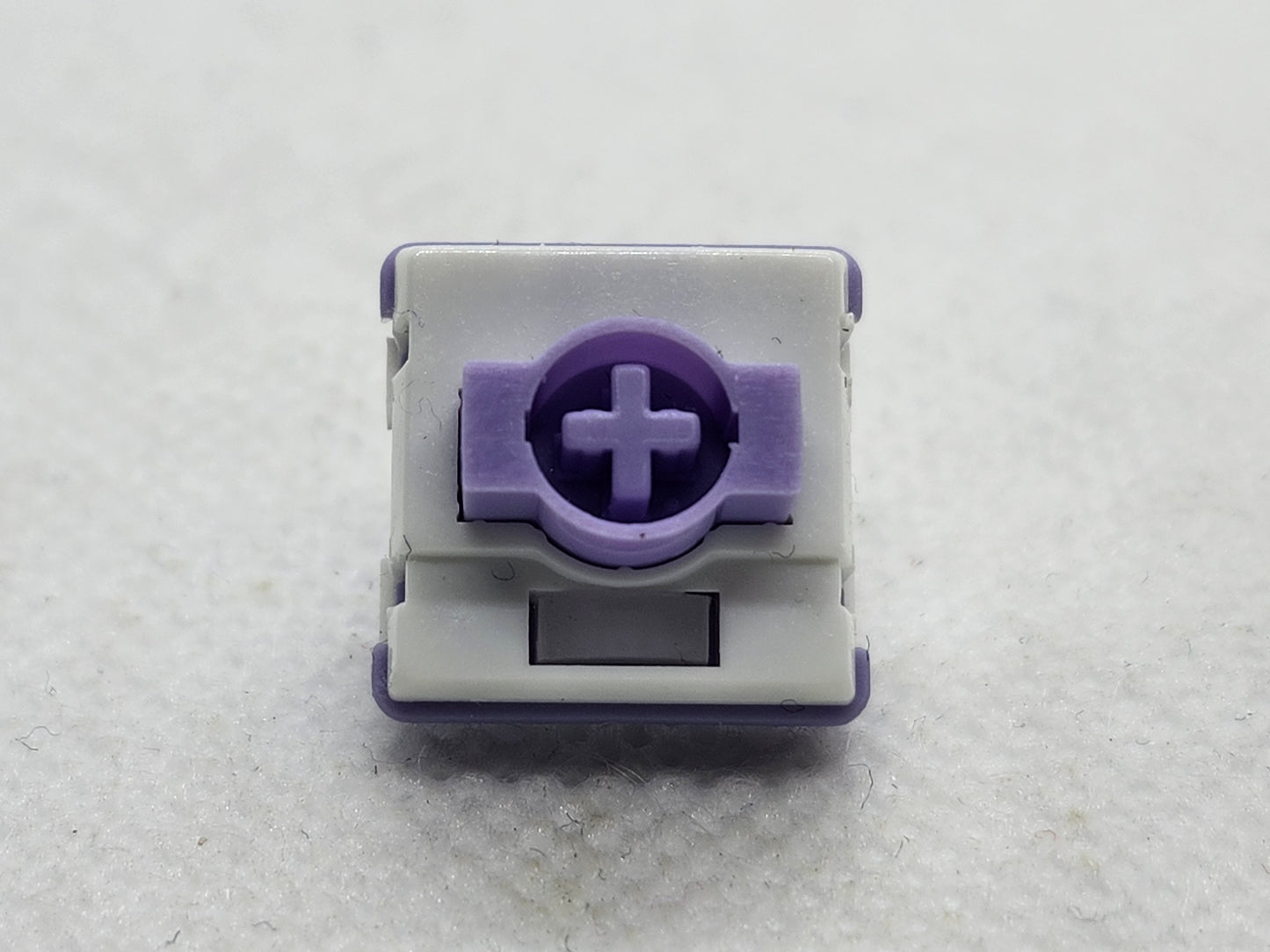 Co-Gain Purple and White Magnetic Low Profile