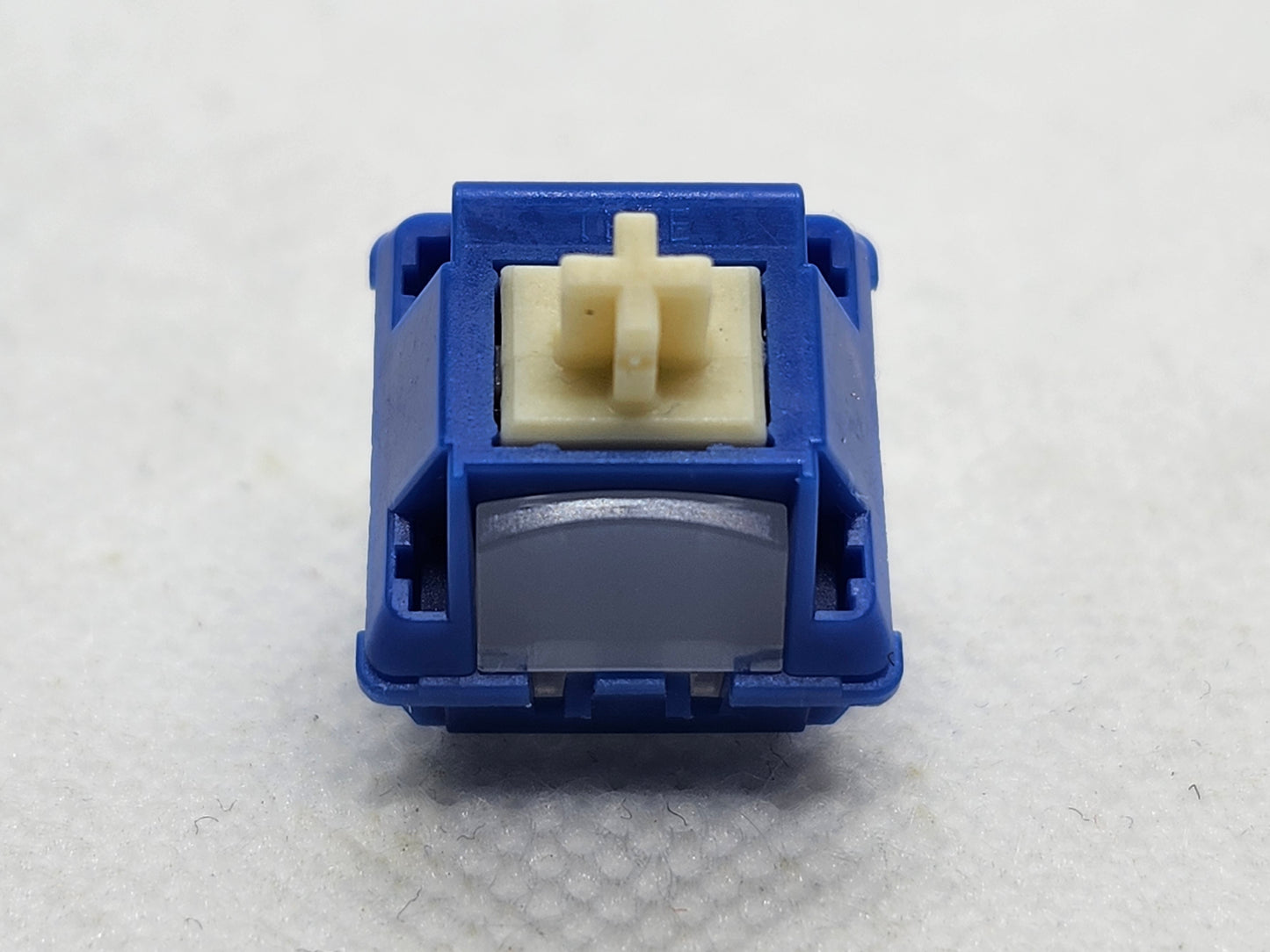 Wingtree Yunie Linear